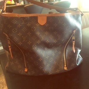 Louis Vuitton purse