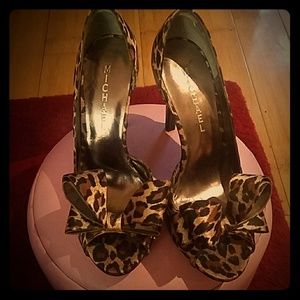 Gorgeous leopard heels by Micheal