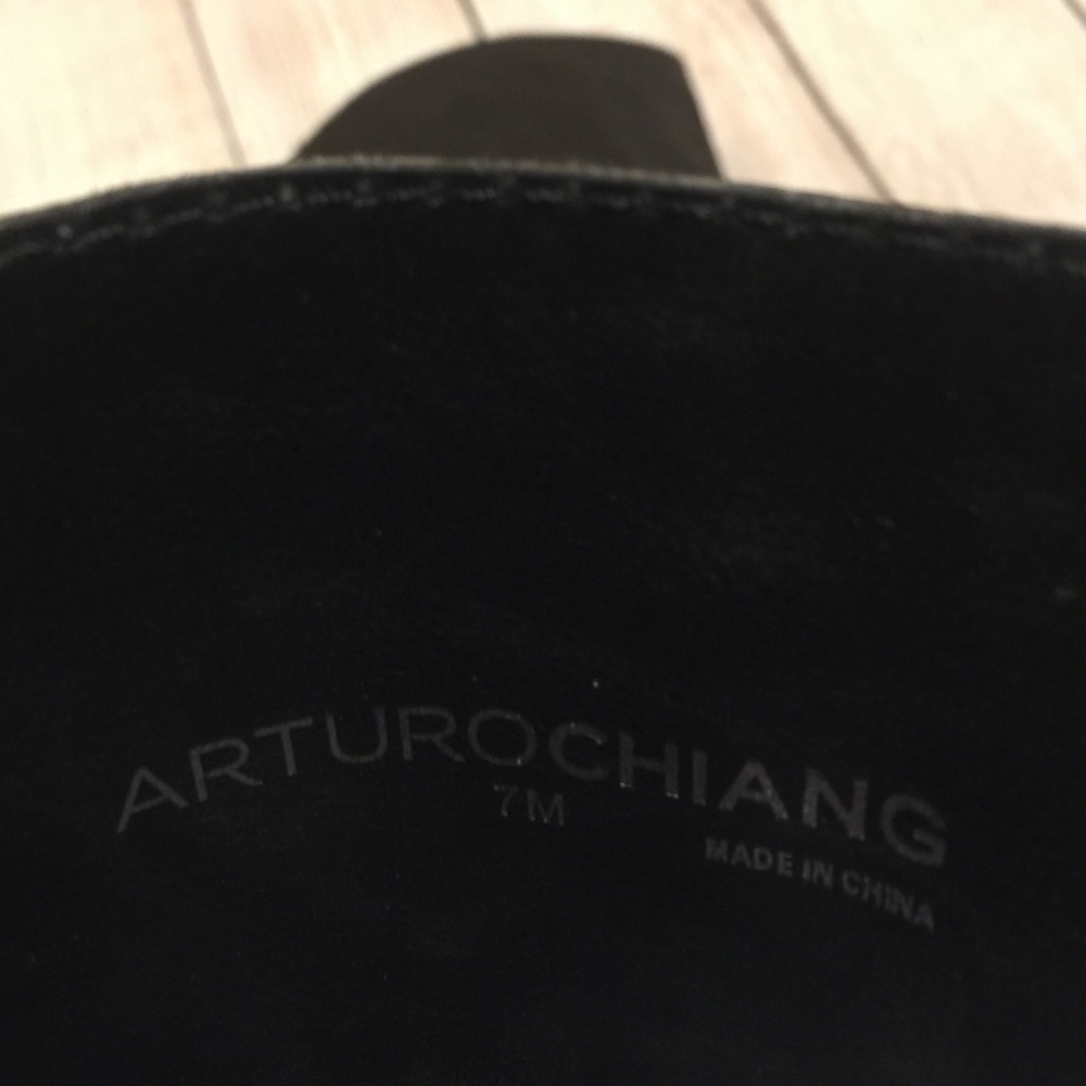 ๐ธ๐ARTURO CHIANG ๐๐ธ Leather Heeled Riding Boot - Picture 8 of 8