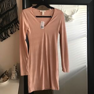 Forever 21 short length long sleeve dress