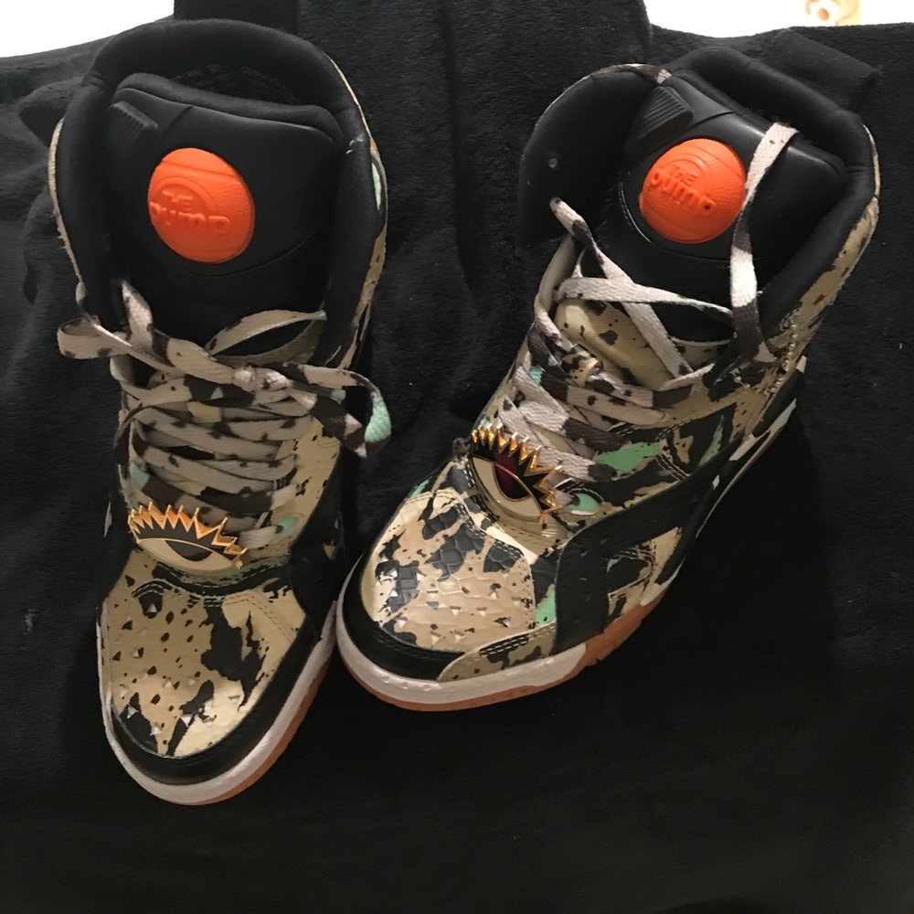 Reebok pump sneakers