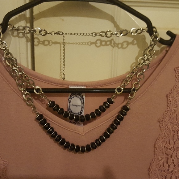 NWT Drysdale Blk and Silver neck. and earring set - Picture 2 of 2