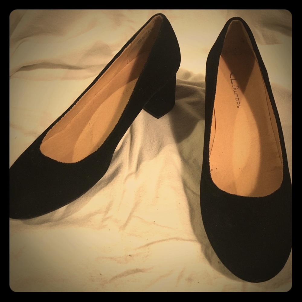 Velvet chunky heels