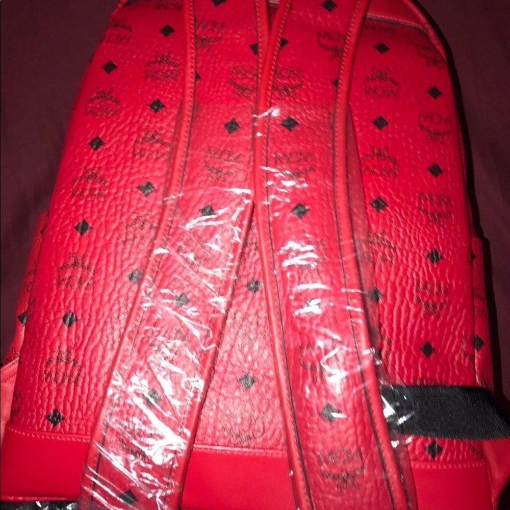 Mcm backpack - Picture 2 of 3