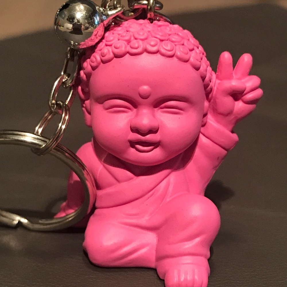 “Peace” Keychain in a great bright pink