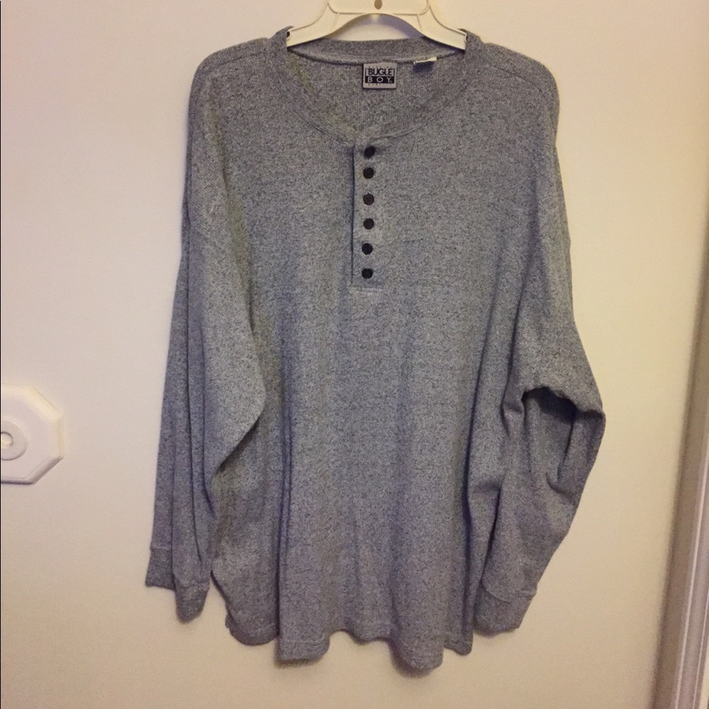 Men’s Lg Bugle Boy Gray Henley tee