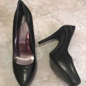4 inch Black Heels