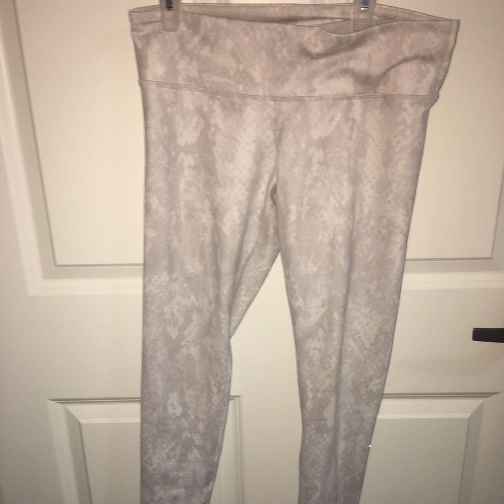 alo snake print leggings full length