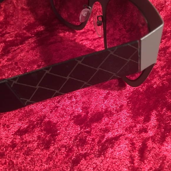 BOTTEGA VENETA UNISEX GUN METAL SUNGLASSES main image 8