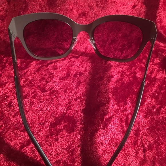 BOTTEGA VENETA UNISEX GUN METAL SUNGLASSES main image 7