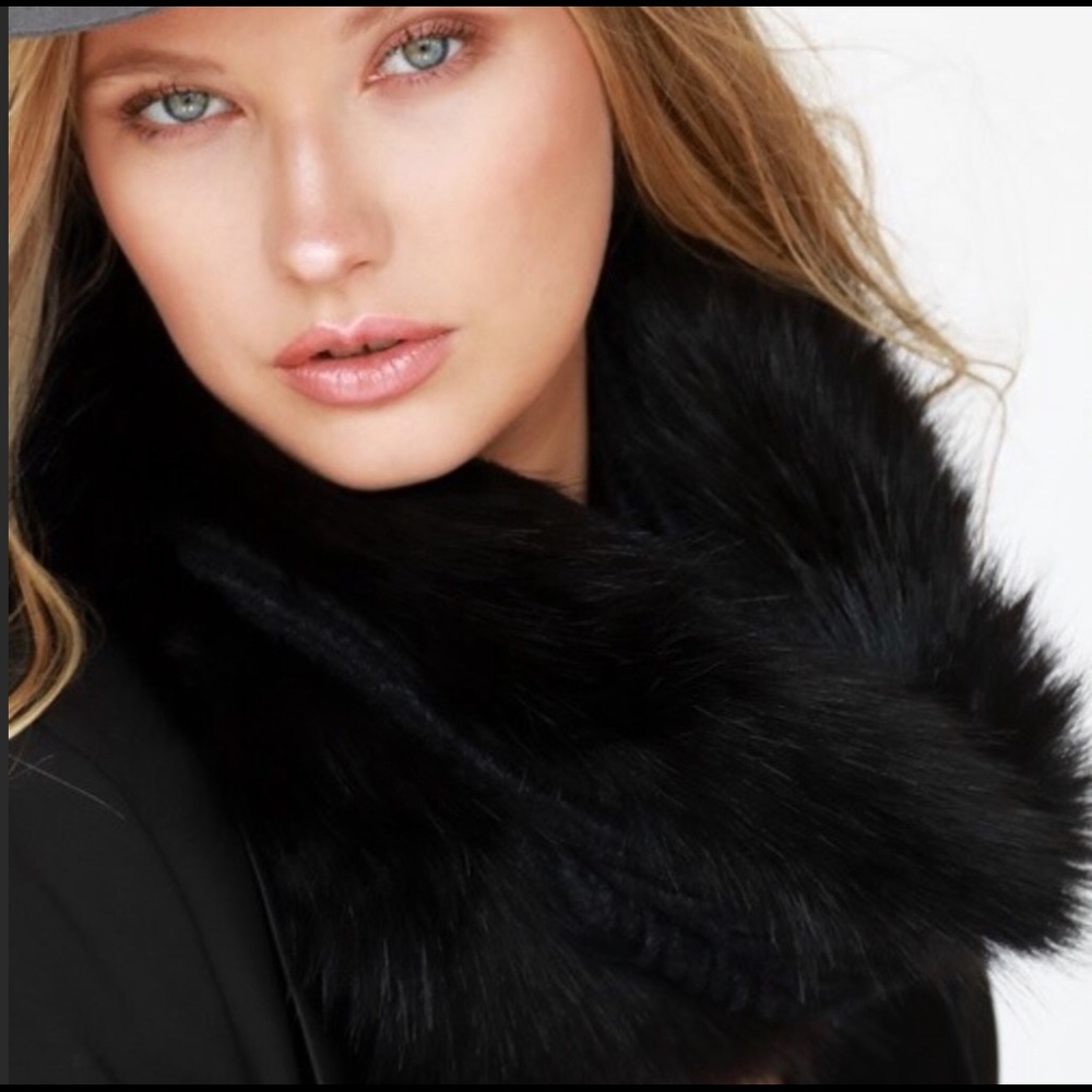 Faux fur Infinity scarf