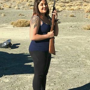 Meet your Posher, Caitlin