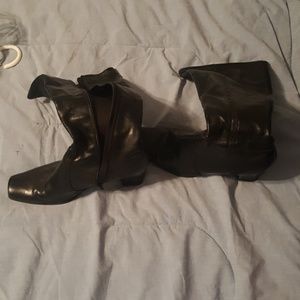 Black boots