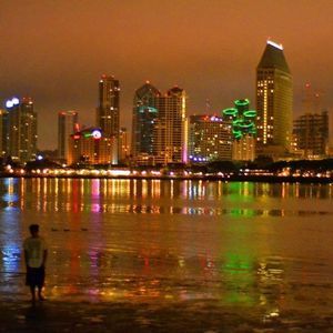 Meet your Posher, Howard