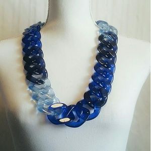 Ombre Blue Acrylic Chuncky Chain Fashion Necklace