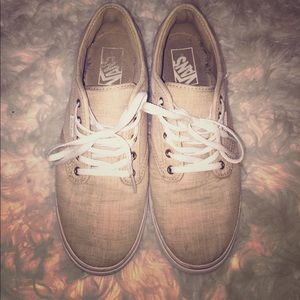 Size 8 women’s vans