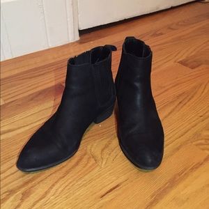 Steve Madden Booties!