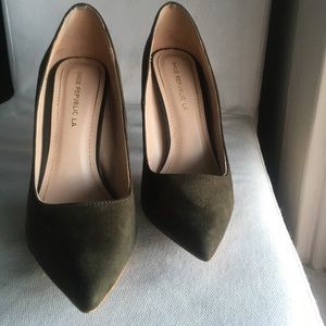 Shoe Republic LA Stilettos