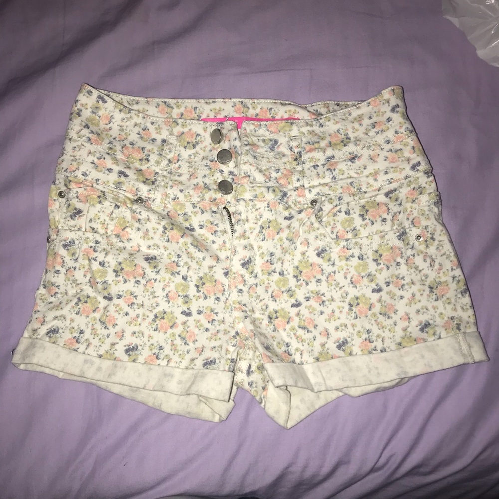 High waisted floral shorts