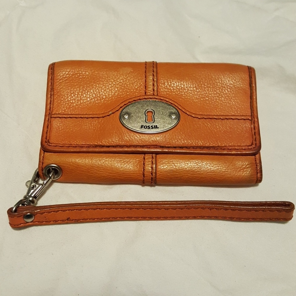 Fossil Orange Leather Maddox Wristlet Wallet