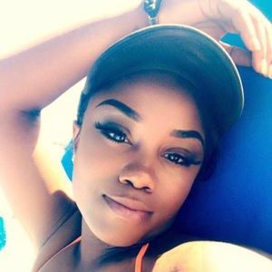 Meet your Posher, Sylvia