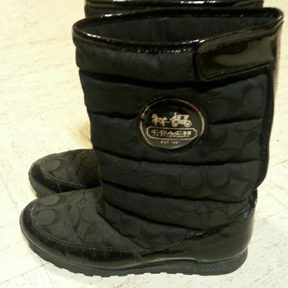 Coach boots