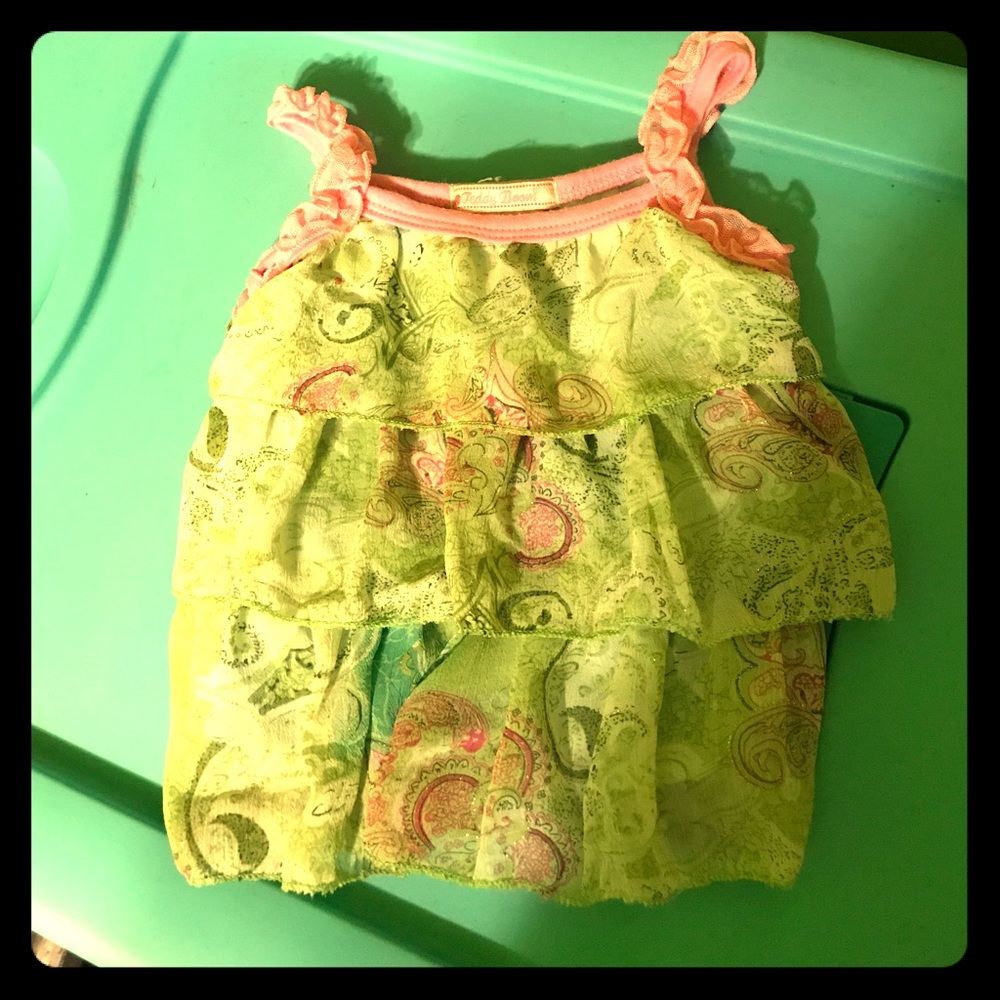 18m ruffled top