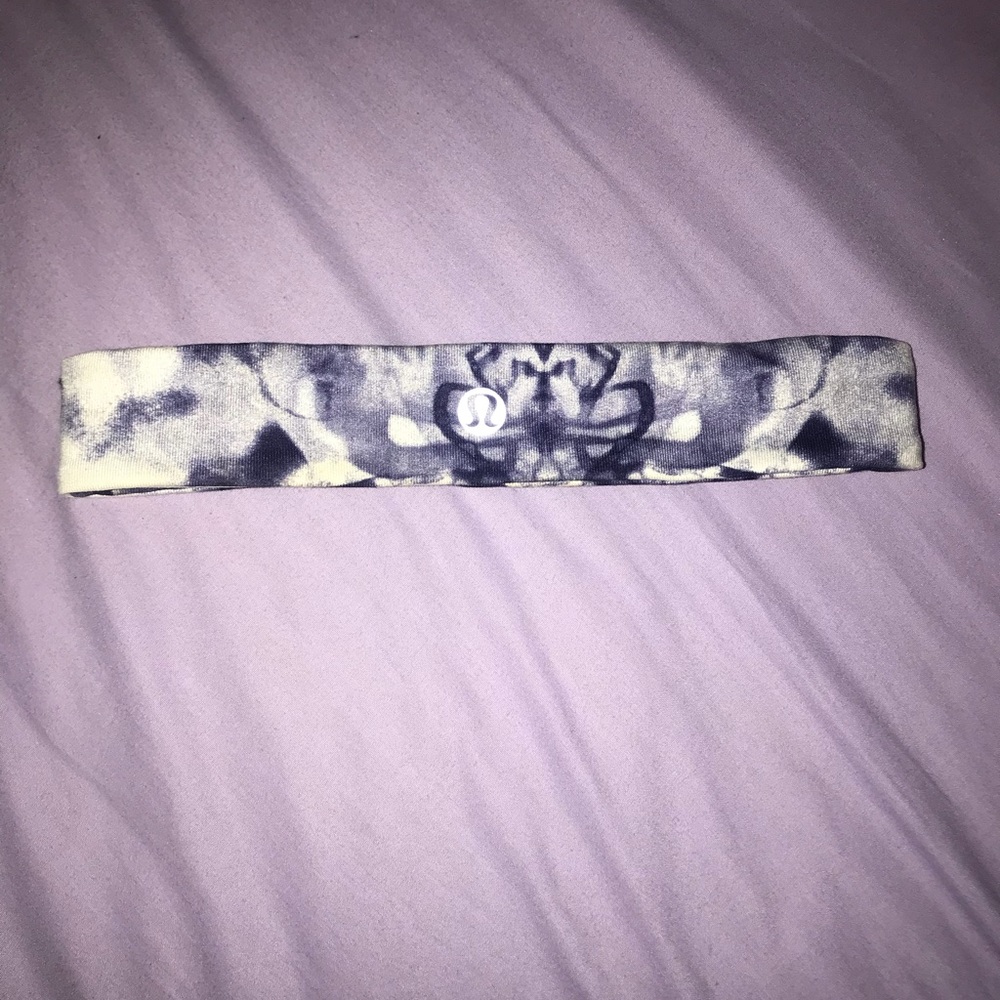 Skinny LuLulemon headband, dark purple and white