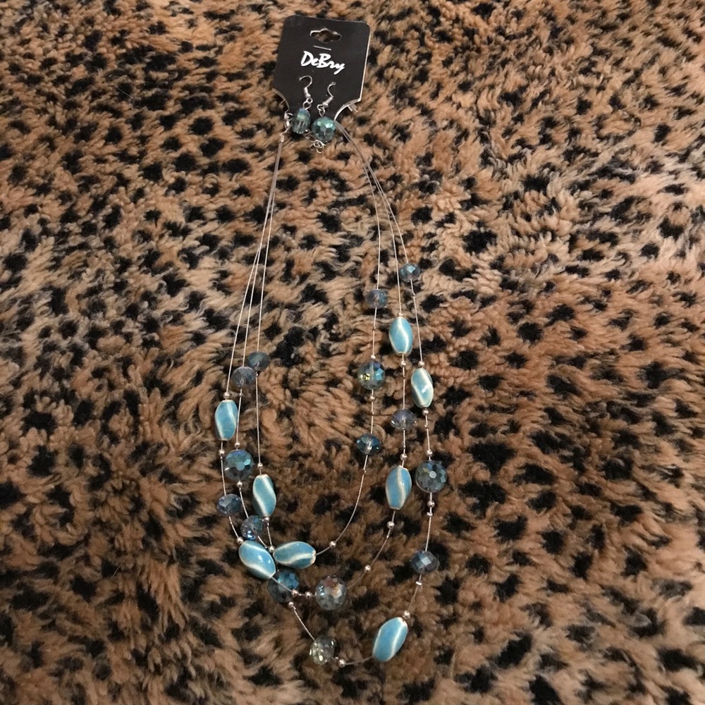 NWT Necklace and Earring Set