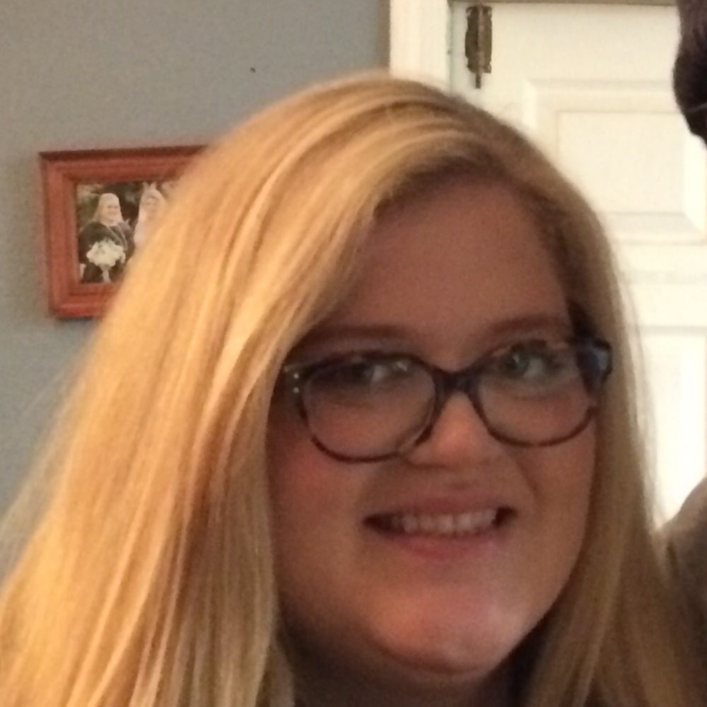Meet your Posher, Lizzy