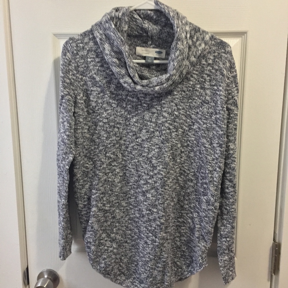 Old Navy Maternity Sweater