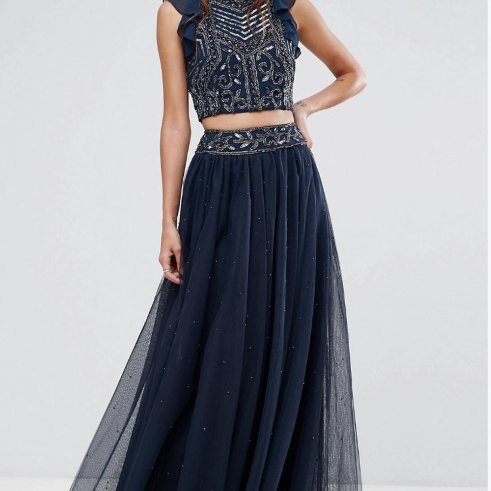 Wow! Beautiful two piece dress! - Picture 4 of 4