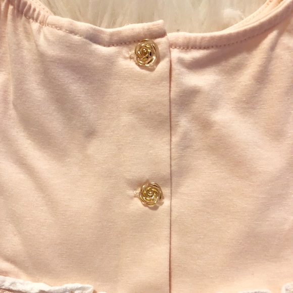 Peach Dress 🎀 - Picture 3 of 4