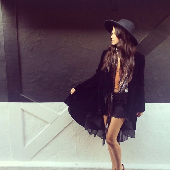 Velvet Cape Cardigan - Picture 4 of 7