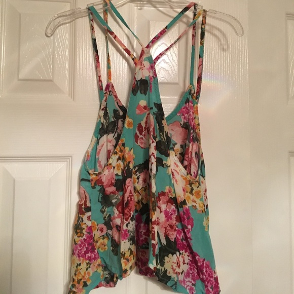 Flowy top - Picture 2 of 2