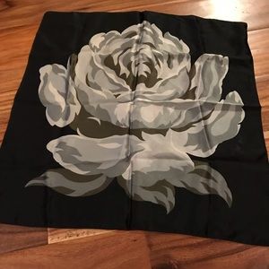 Gap silk scarf