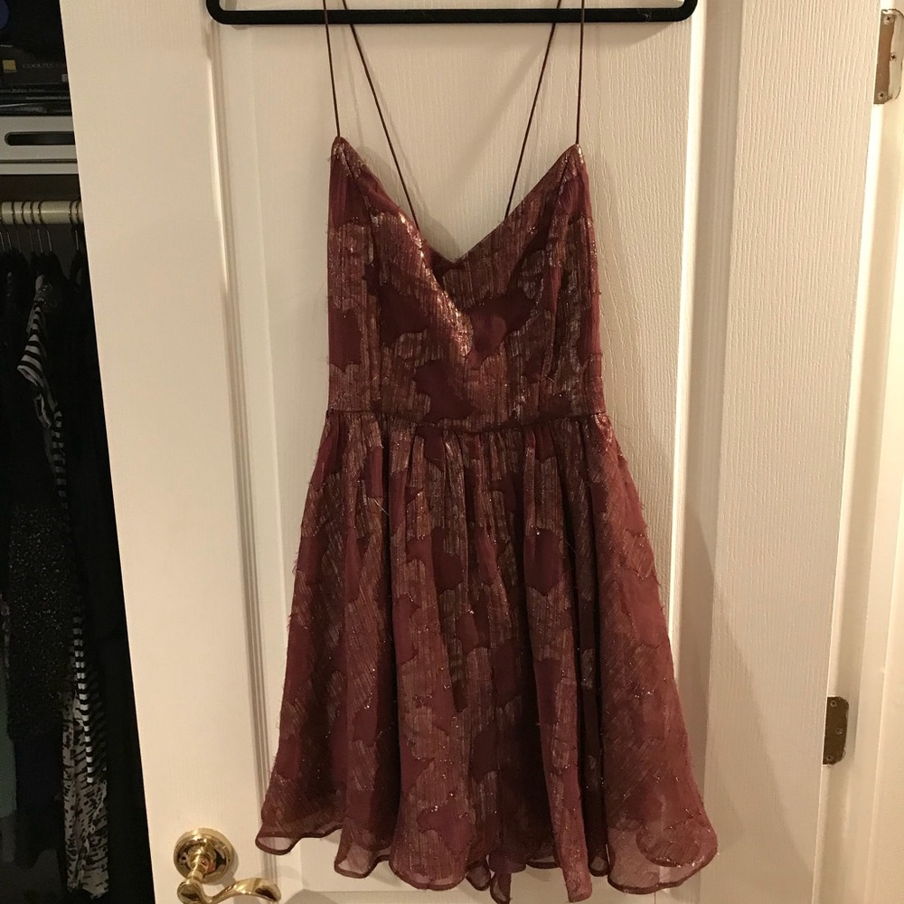 Kimchi Blue wine and gold jacquard dress size 8