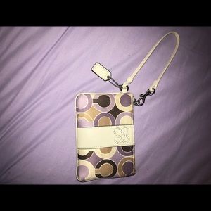 Wristlet
