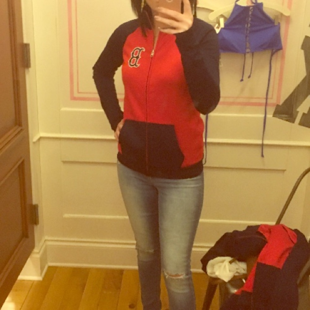 ⭐️PINK Boston Red Sox track jacket.