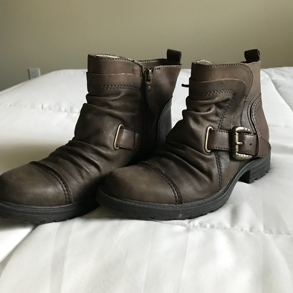 planet by earth boots