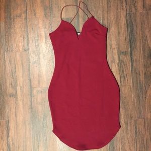Plunging neckline bodycon dress