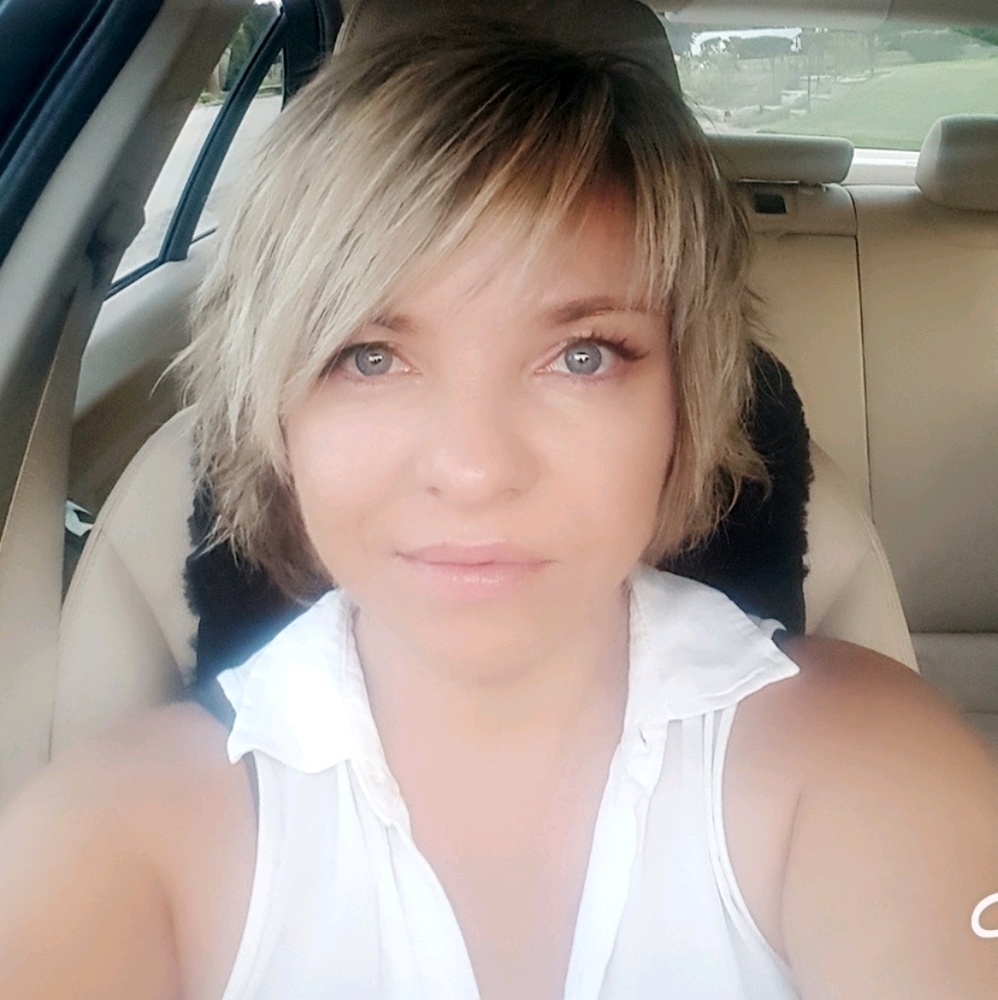 Meet your Posher, Olena