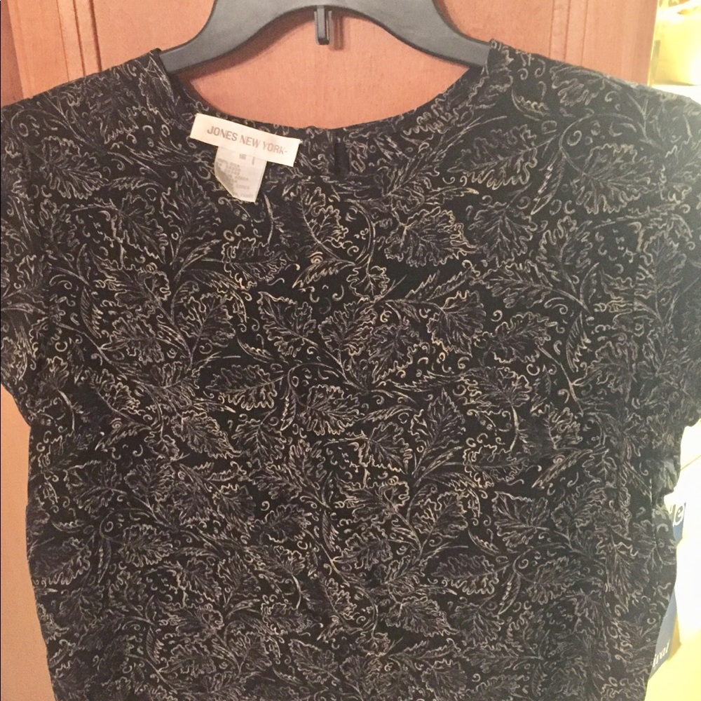 Jones New York 100% silk blouse