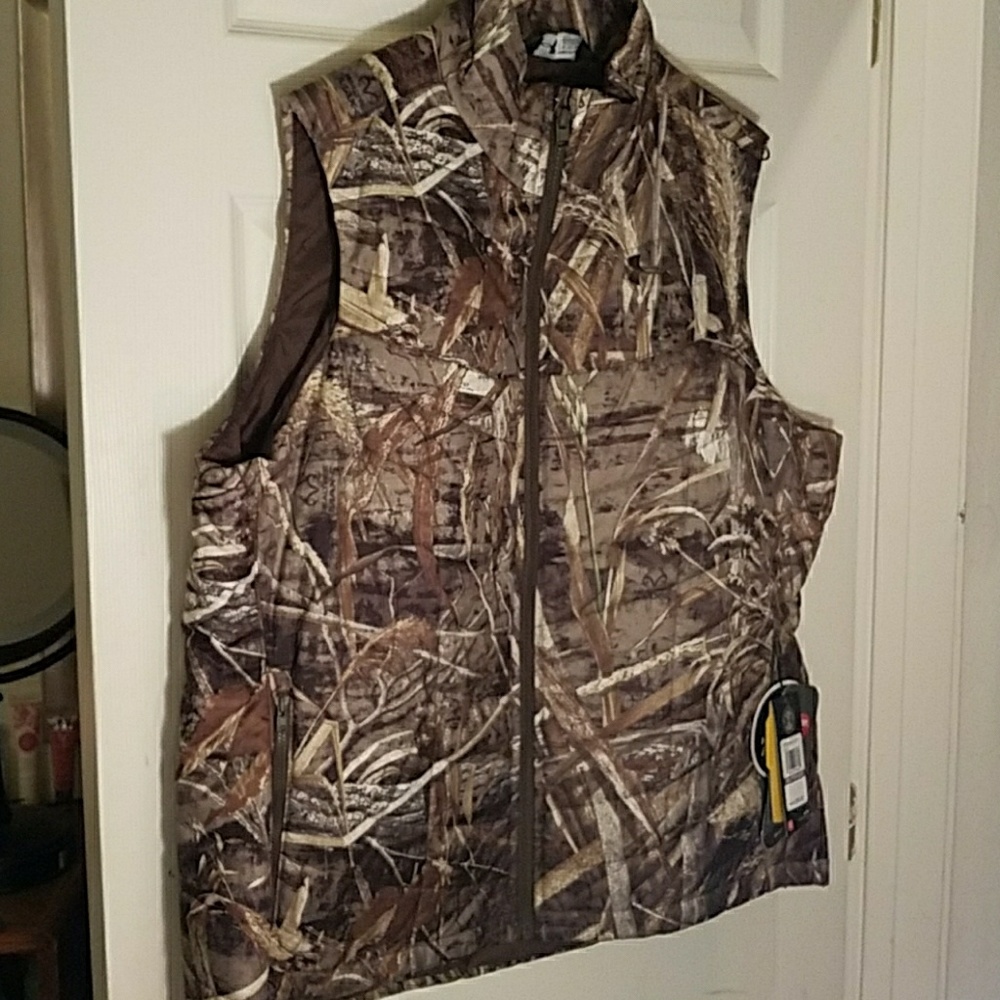 Under Armour Camo hunting vest
