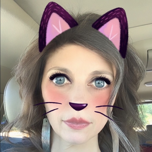 Meet your Posher, Rachel - Picture 1 of 1