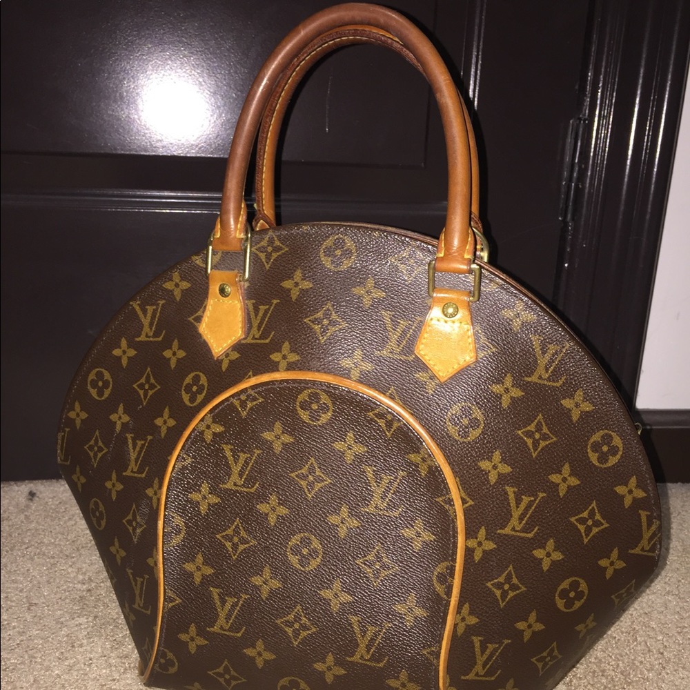 An authentic vintage Louis Vuitton bag