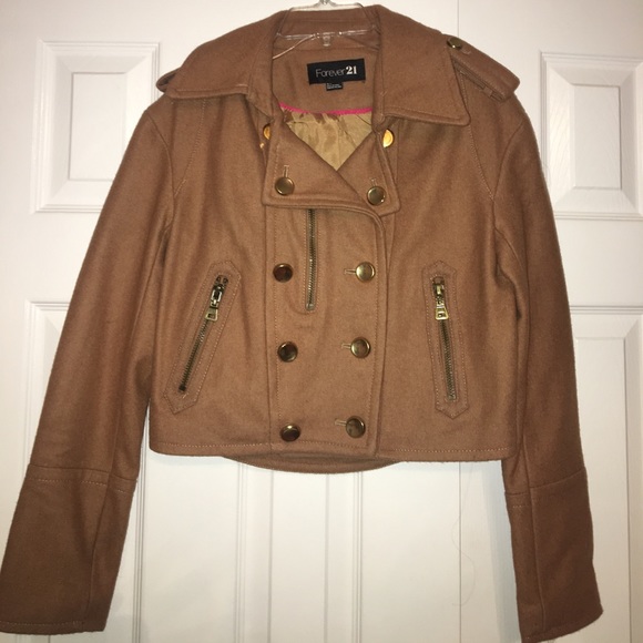 Camel short jacket. Gold details - Picture 1 of 1