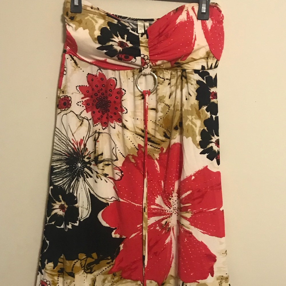 Sleeveless flower dress