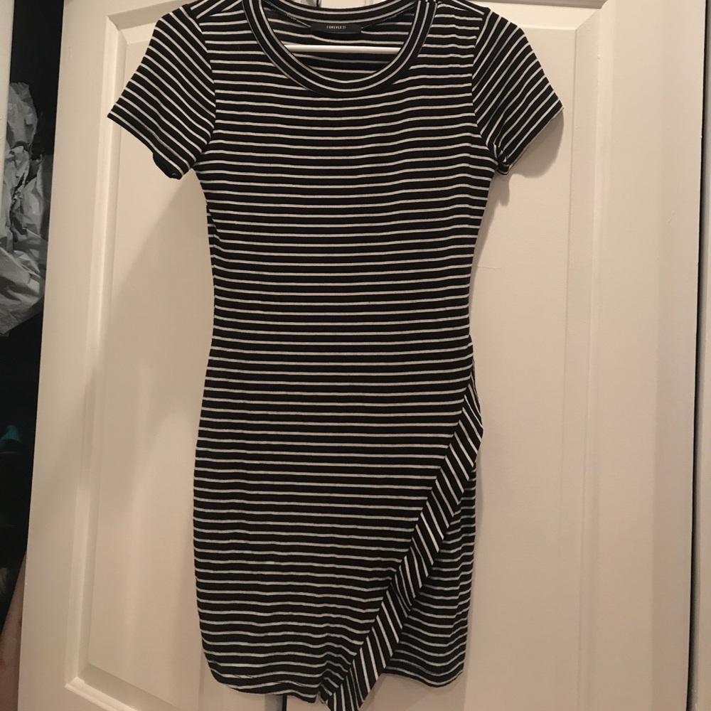 Black striped bodycon t-shirt dress