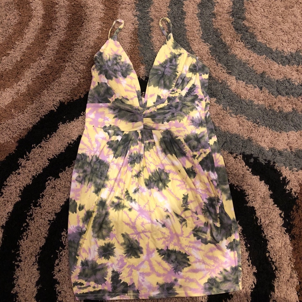 Women’s floral print mini dress